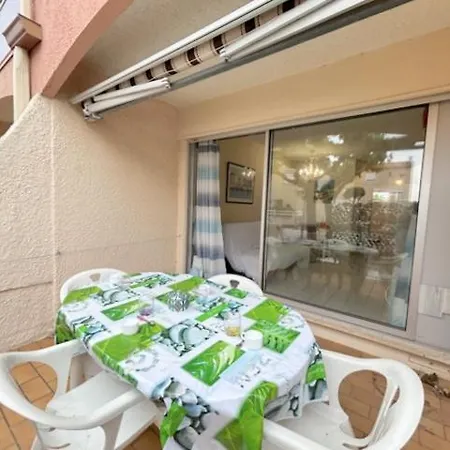 T2 Situe Proche De La Terrasse Parking Prive 4popl8
